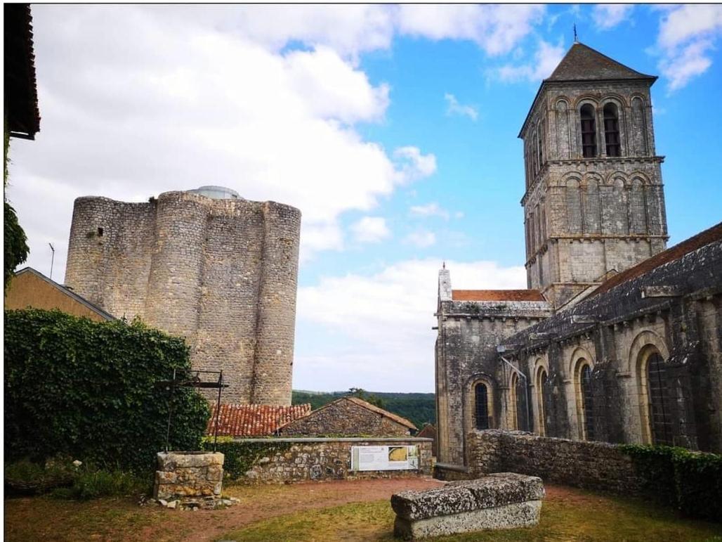 Appartement Entier Chauvigny Esterno foto